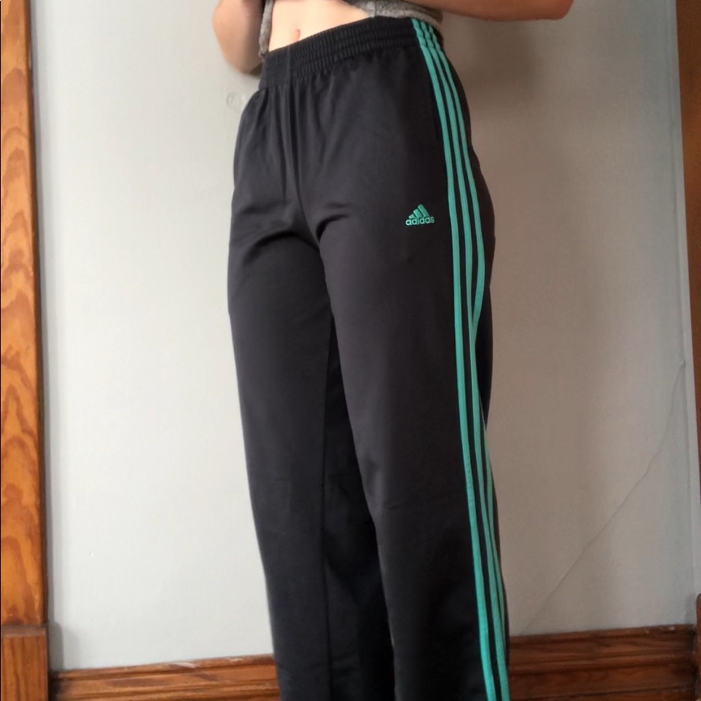 Adidas loose fitting open leg sweatpants athletic